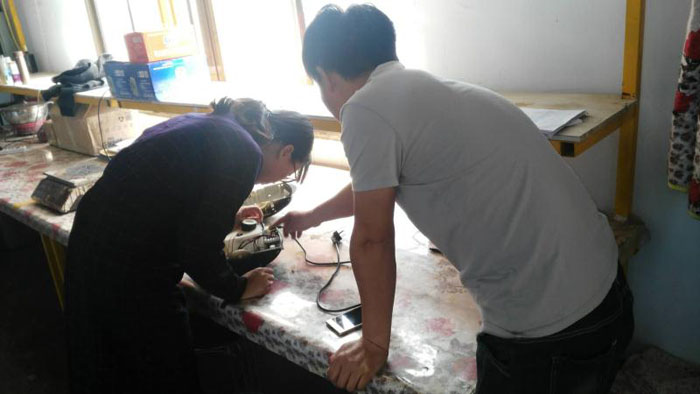 CQC認證認證公司人員了解產(chǎn)品性能